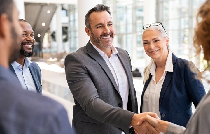 The Pros and Cons of Working with Regional and National Health Insurance Carriers